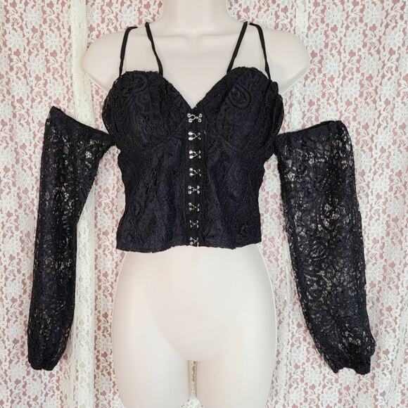 BLOUSE Nwt Nasty gal black lace cold shoulder hook and eye top MEDIUM - Picture 1 of 13